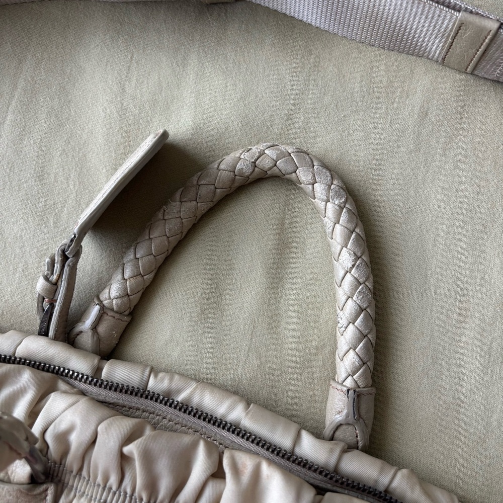 Prada Tessuto Gaufre Lavanda Tote Bag - Picture 7 of 9